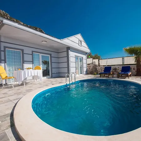 Keyfin 3 * Kalkan
